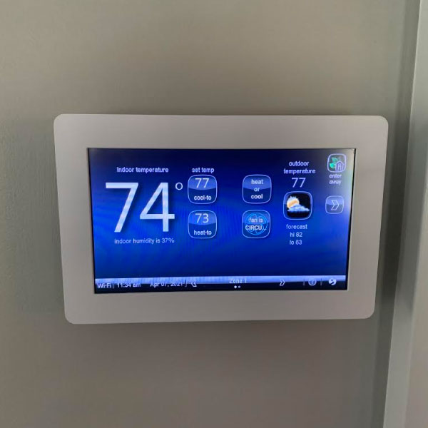 Comfort Sync Smart Thermostat